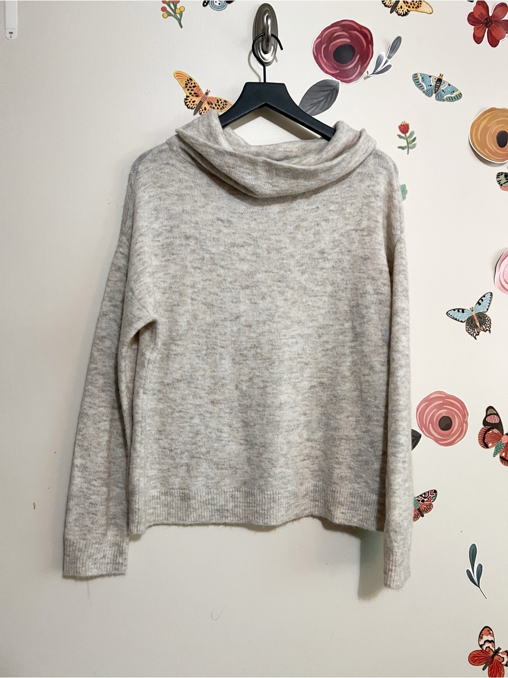Ann Taylor Heather Cream Funnel Neck Sweater M